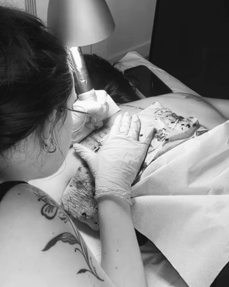 CAPYDIALA tatoueuse CAPYDIALA tatoueuse